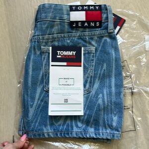 Tommy Jean skirt  🍭new size 25